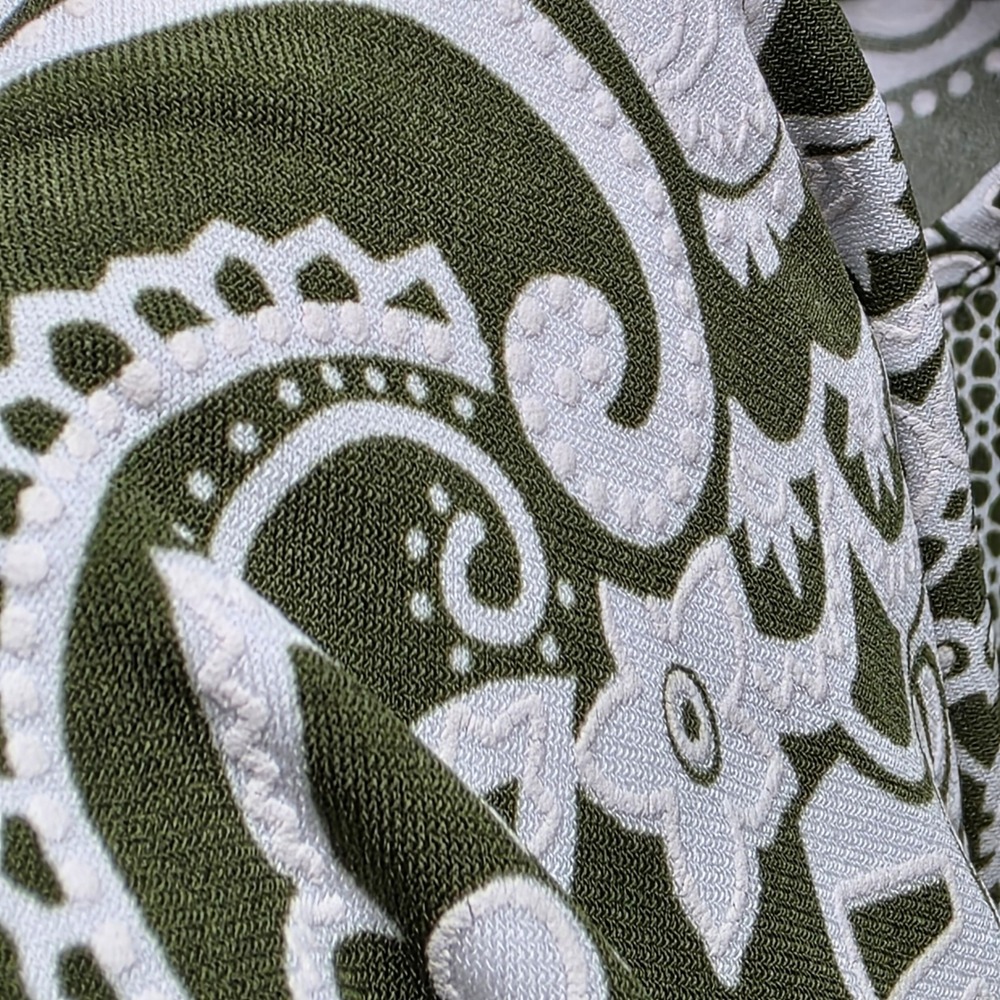 SJS Tank Top Womens 2X Green Paisley Lattice Vneck Sharkbite Hem USA Textured - Picture 3 of 9